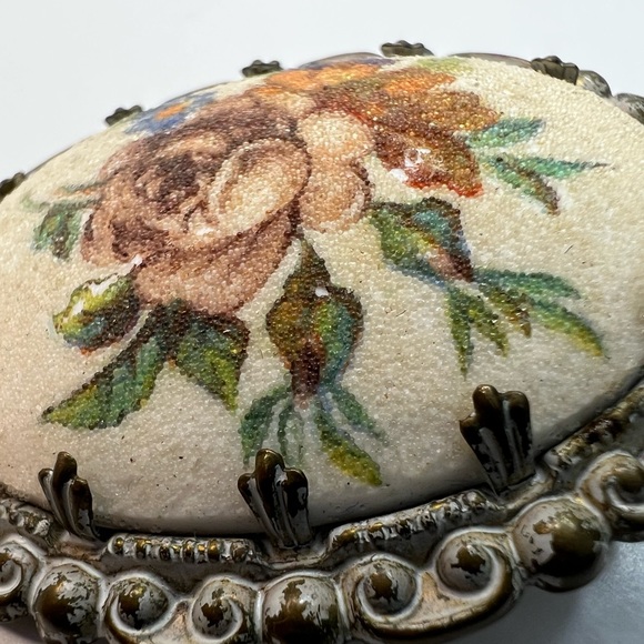 Vintage Estate Western Germany Signed Floral Sugar Rose Cameo Brooch Pin - Picture 6 of 17